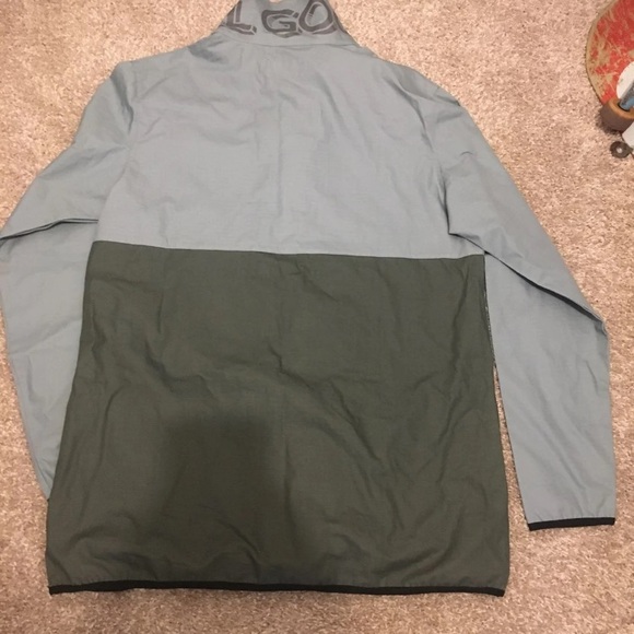 Rain jacket - Picture 4 of 5